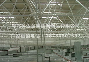 鋼格板在現(xiàn)代工程中的應(yīng)用與科邁的新材料技術(shù)研發(fā)之路